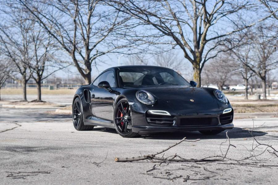  Porsche 911 Turbo on HRE Wheels (FF04) (991) 2019 года  (фото 1 из 9)